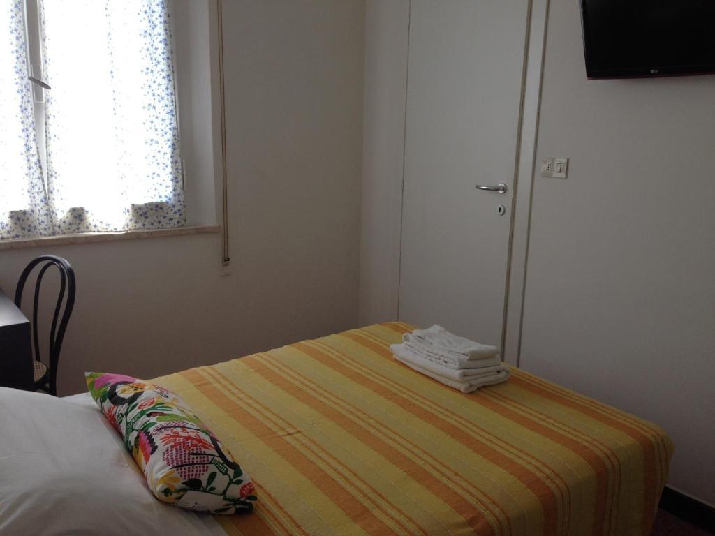 Hotel Arlesiana Rimini Exterior photo